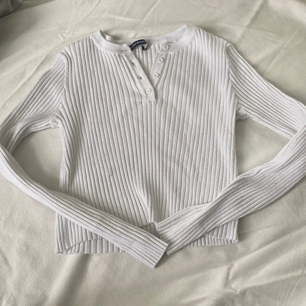Brandy Melville Sweater